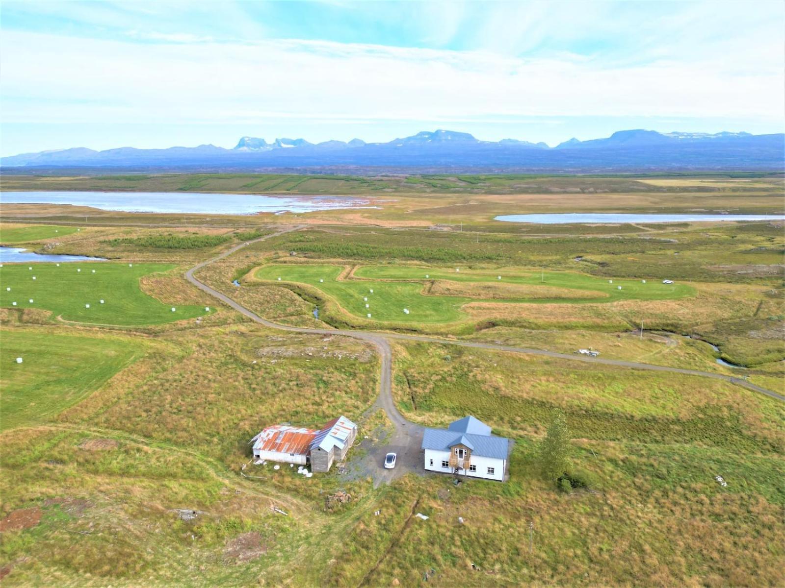 Lindarholl Guesthouse Stori-Bakki Esterno foto