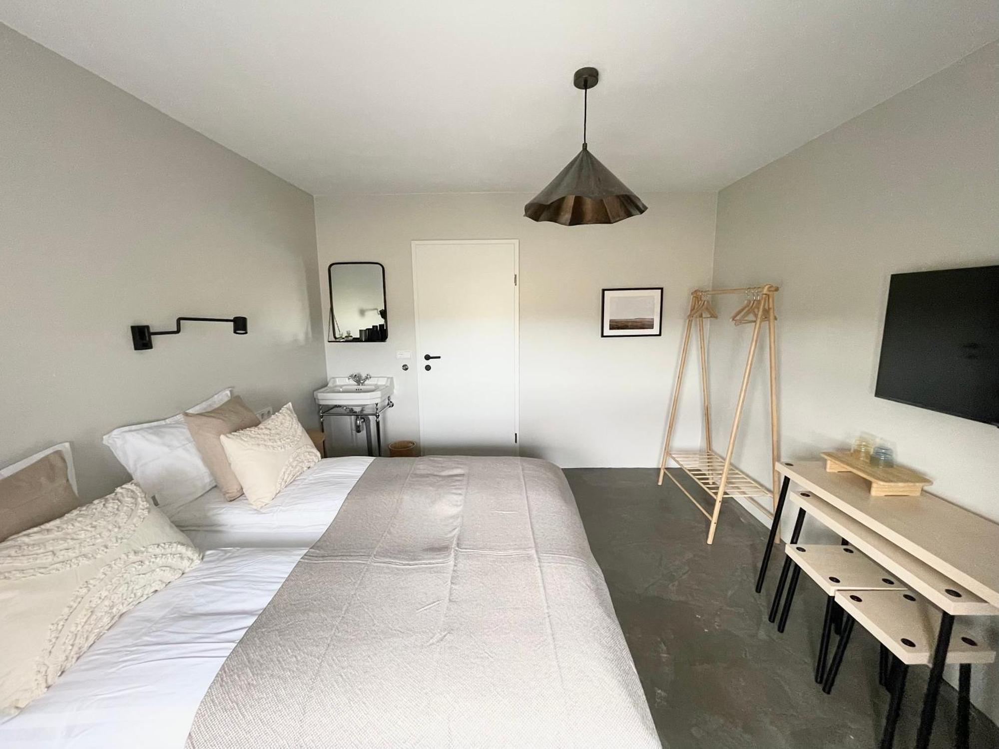 Lindarholl Guesthouse Stori-Bakki Esterno foto