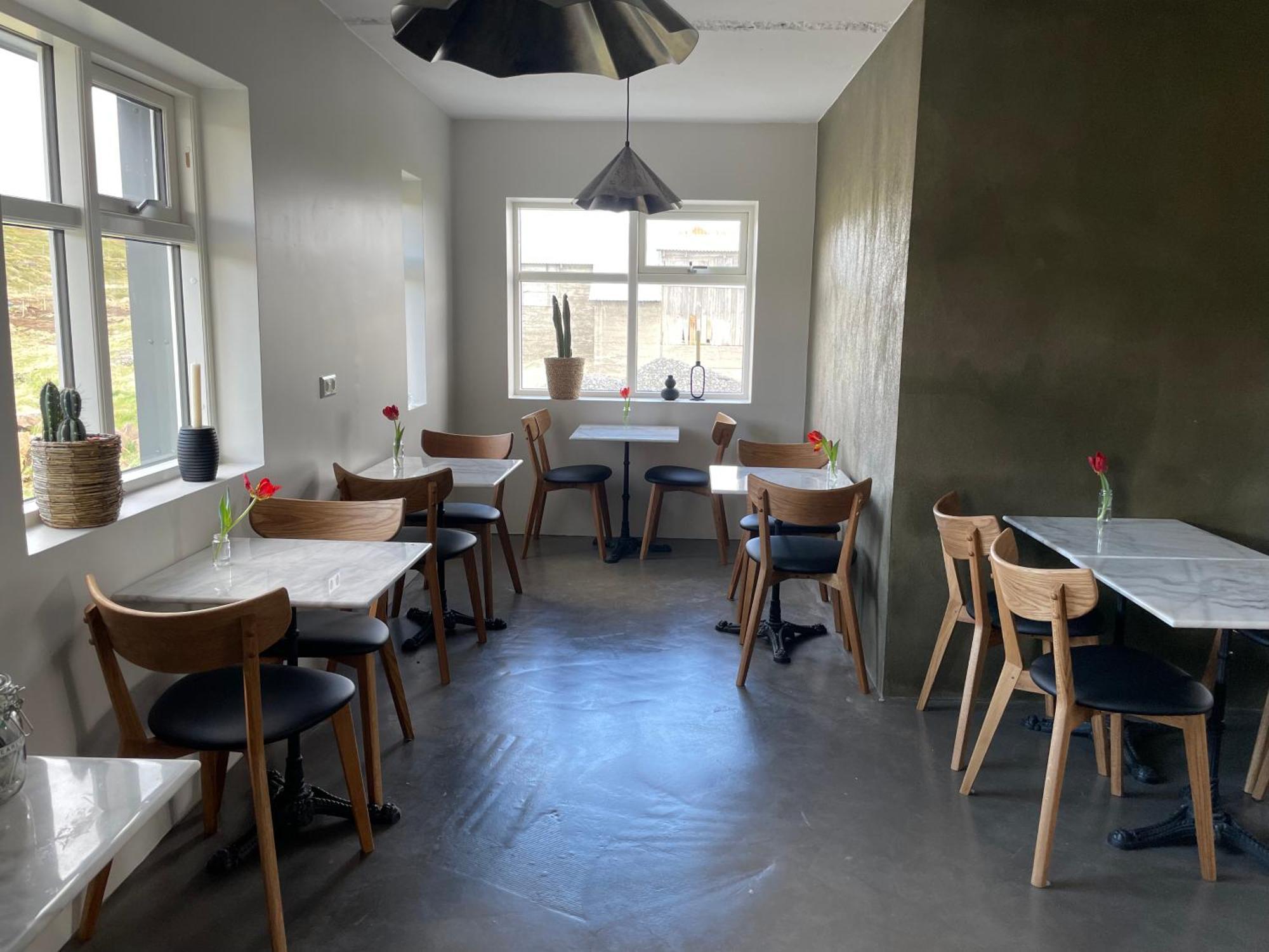 Lindarholl Guesthouse Stori-Bakki Esterno foto