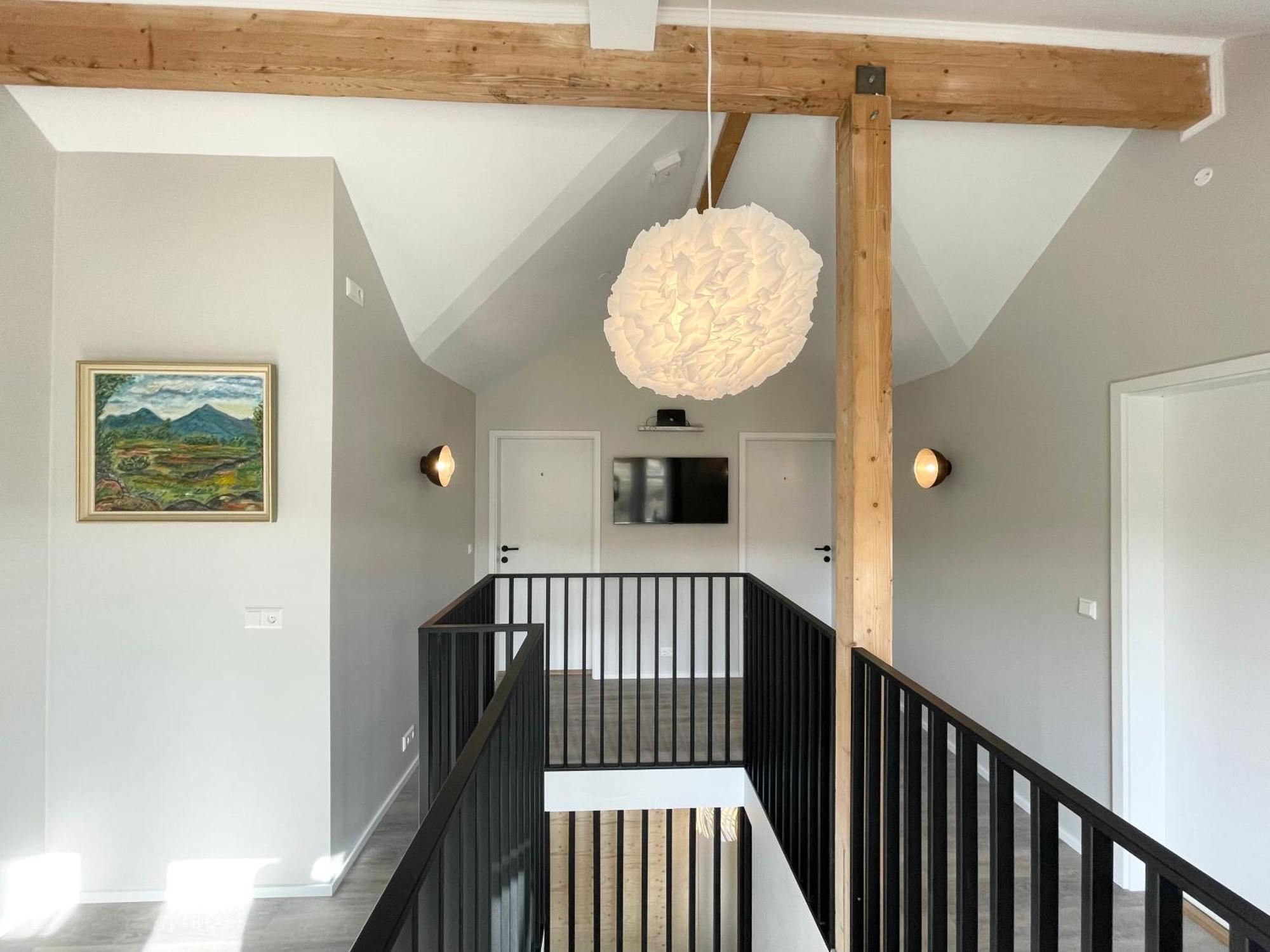 Lindarholl Guesthouse Stori-Bakki Esterno foto
